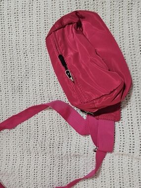 Vibrant Hot Pink Women's Crossbody Bag - Lightweight Everyday Style